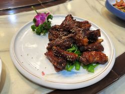 -鑫淼餐饮娱乐中心(江东街店)