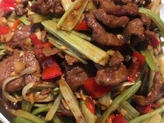小炒黄牛肉-千百味红餐厅·江西菜(绿地双子塔店)