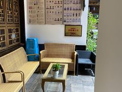 等位区-蔼若春.传承三十年云南菜(金碧公园店)