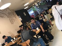 等位区-织荆鸟咖啡(首开福茂店)