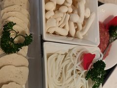 -一席地·本地鸡窝·杭帮鸡火锅(萧山银隆百货店)