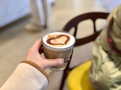 熔岩澳白-Peet's Coffee皮爷咖啡(大学路店)