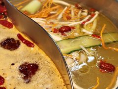 菌汤鸳鸯锅-芈重山老火锅(广州首店)