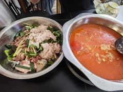 -周良天山牛杂城(天山路总店)