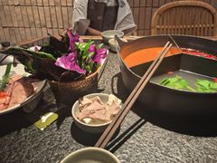 -三出山火锅(南京万象天地店)
