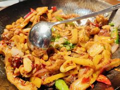 -富正毅三下锅(体育馆店)