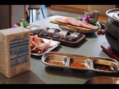 -围炉肉舍•炭烤活鳗•丹东海鲜烤肉(步行街店)