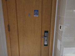 -秘境影院式酒店(苏州平江万达广场店)