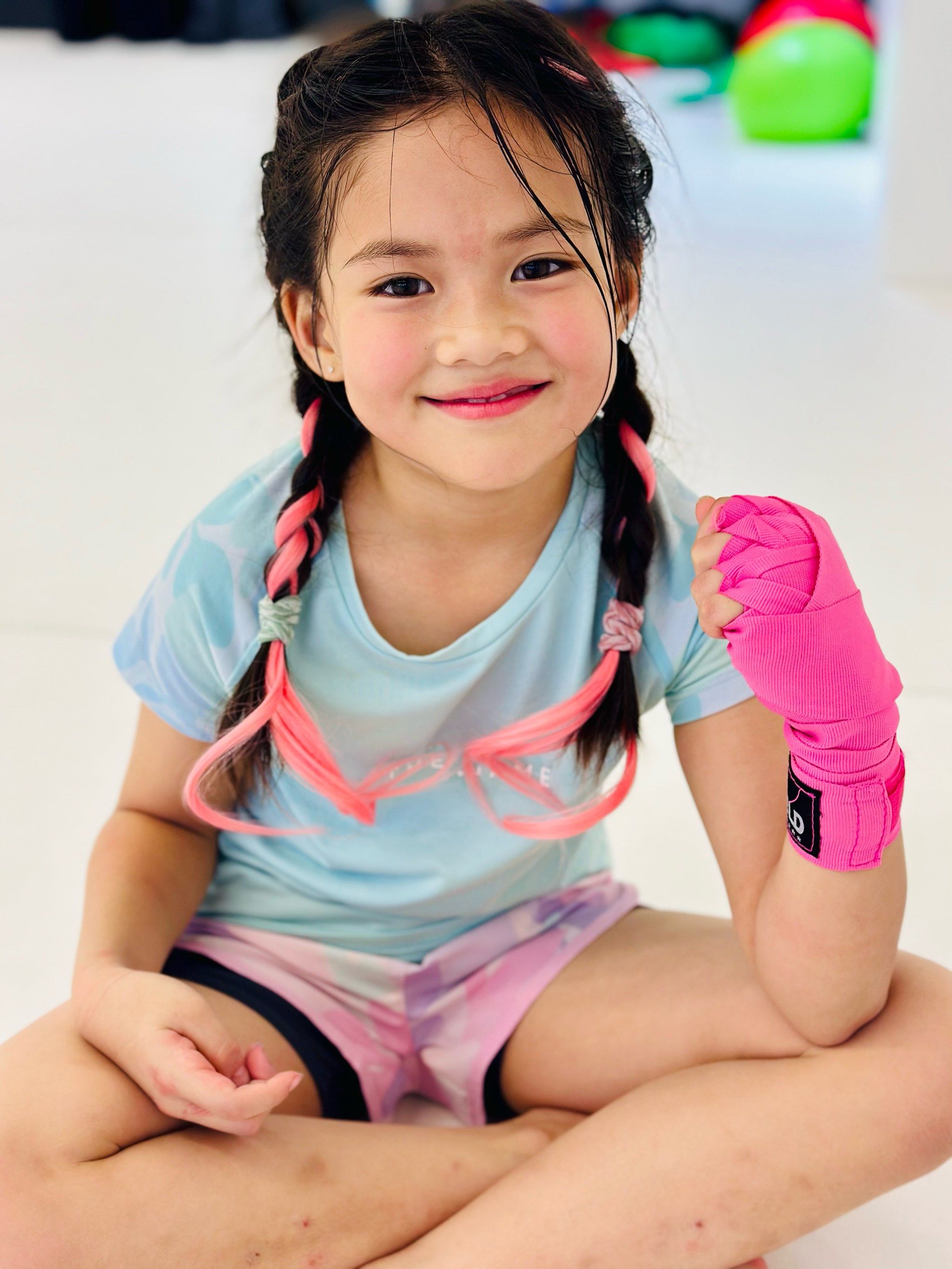 拳击女孩来打拳啦