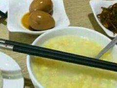-圣河湾虾饺美食(站前店)