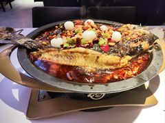 -鸣记脆皮烤鱼·海鲜烤鱼(三八广场店)