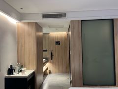 -杭州西湖湖滨银泰亚朵酒店
