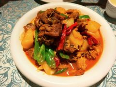 新疆大盘鸡-巴扎美食·新疆菜·西域歌舞表演餐厅(新疆大厦店)
