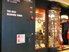 -西西弗书店&矢量咖啡(壹方购物中心店)