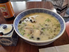 鲍蛤蛏海鲜面-沪西老弄堂面馆(定西路店)