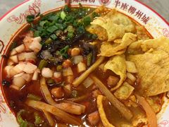 -柳大厨螺蛳粉(人民路总店)