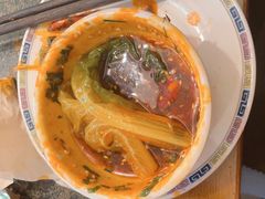鸳鸯锅品-小天鹅火锅·一线江景洪鼎旗舰店(洪崖洞店)
