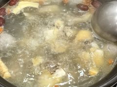 -濠轩阁特色生蚝火锅(水湾路店)