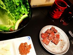 -山川小町·极番烧肉(新地假日广场店)