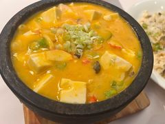 石窝金沙海鲜豆腐-粤财皇冠假日酒店·彩华轩中餐厅