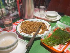 -威记烧嘢·南宁烧烤·超级生牛(绿地店)