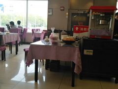 大堂-肘子酥·天津菜·特色捞面(德云社店)