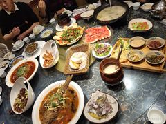 -芳林嫂 湖边边巧媳妇渔家菜馆