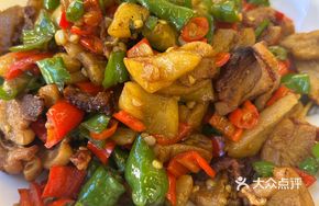 Pickled Radish Stir-fried with Pork Lard Crumbs