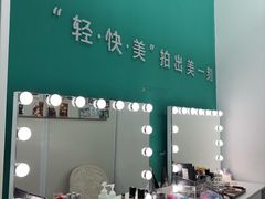 -拍刻风照相馆(花都融创店)