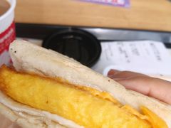 芝士厚蛋烧帕尼尼-肯德基(巴沟店)