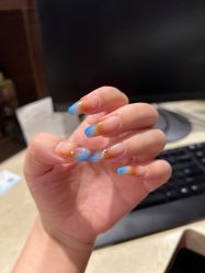 -NEW LOOK-绿麓 · 美甲美睫脱毛工作室