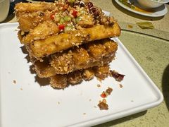 -铜锣湾·有麝自然香(重庆新天地店)