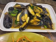 姜葱炒青口-贞姨美食·老字号海鲜大排档