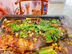 -小雷家烤鱼家常菜