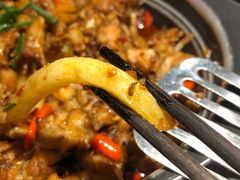 青椒紫苏味-蛙小侠·沸腾砂锅(南山欢乐颂店)