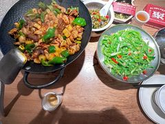 -聚鑫朋酸菜肥肠(九龙仓店)