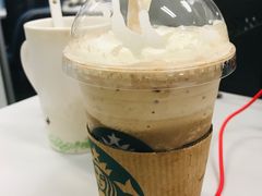 -星巴克(上海汇锦里店)