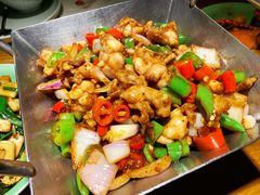 铁板蛙蛙叫-弄堂里(雨花客厅店)