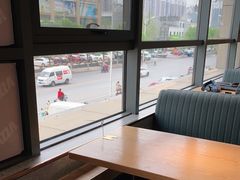 靠窗位-比格比萨自助(诺亚大厦店)