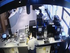 -瑞幸咖啡(艺树家工场店)