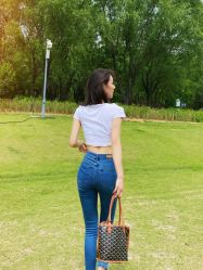 -Lily纤美·科技减脂中心