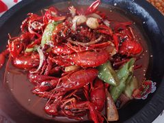 十三香小龙虾-金陵暴走小龙虾·迷踪蟹(凯德MALL店)