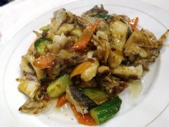 生炒鱼头-广迎居老正兴菜馆