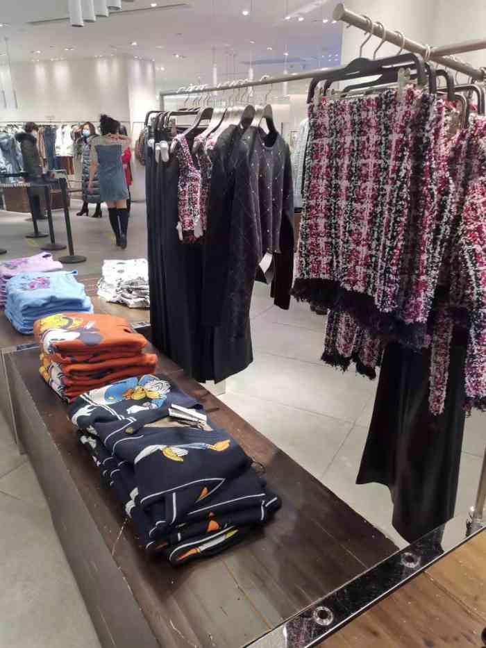 urban revivo(天津世纪都会店)-"每次ur都没让我失望,好喜欢!