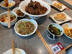 -大师兄·手工面·西北菜(南沙万达广场店)