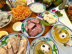 -刘姐啤酒鱼民族演艺餐厅(西街总店)