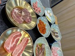 -臻牛烤肉