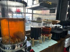 -愉肴麻辣香锅(中山路店)