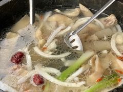-墨脱石锅椰子鸡•海鲜糟粕醋(榆亚路店)