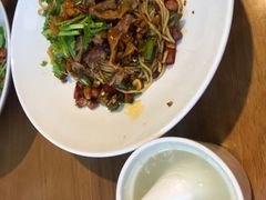 招牌肥肠拌粉-恒铭行南昌牛肉拌粉(天赐良园店)